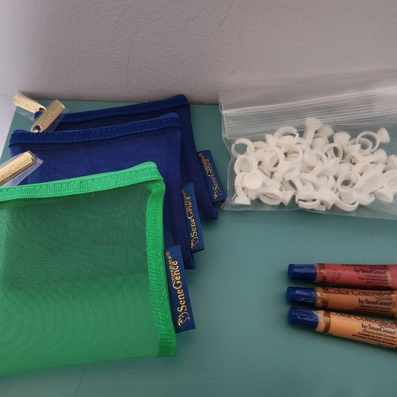 Senegence Makeup Bundle - Picture 4 of 5